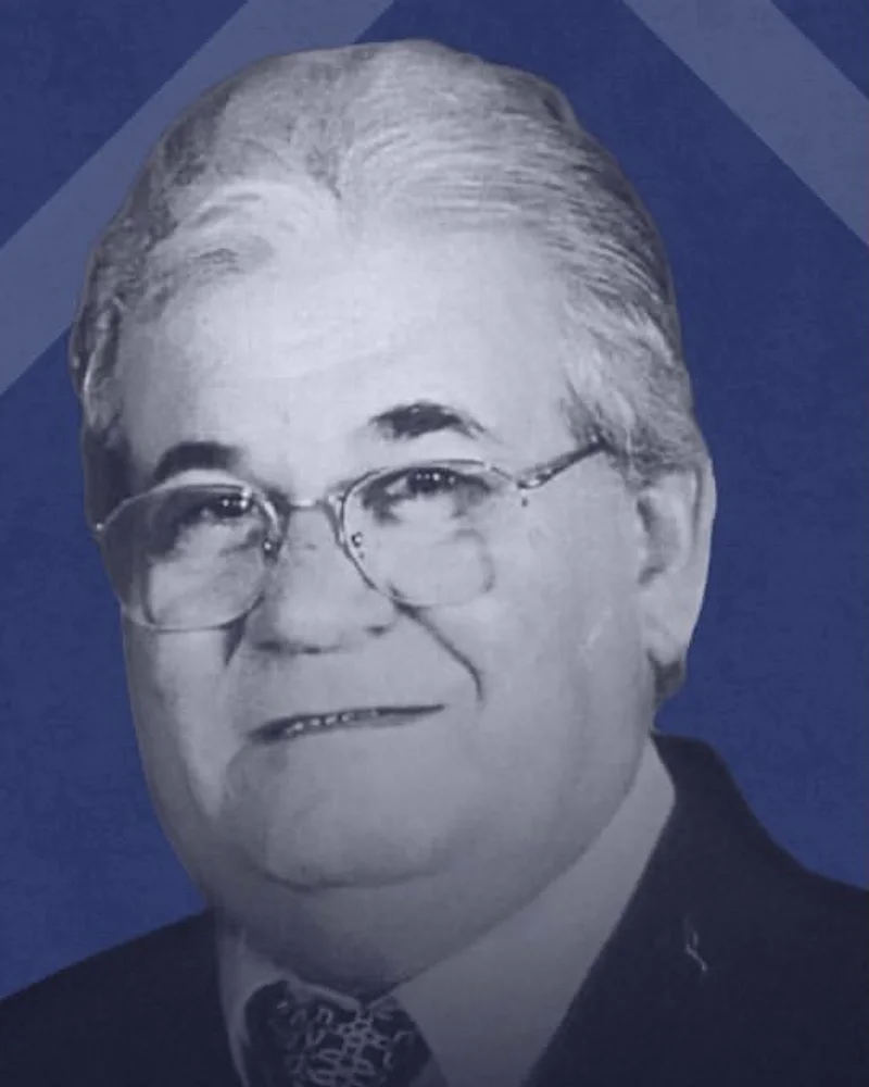 Retrato de Dr. Ubirajara Gondim Ávila, fundador do escritório